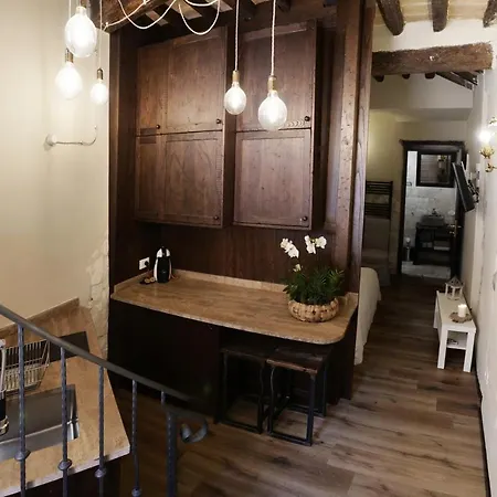 Angolo Dei Priori - Center- *